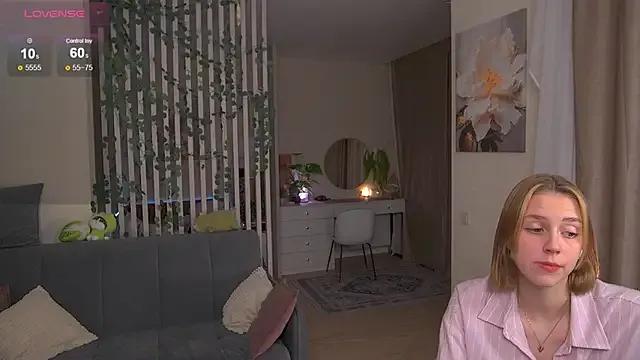 Sofiapurex from StripChat