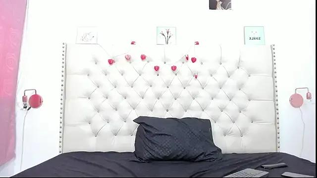 Sophia_beauty_ from StripChat is Freechat
