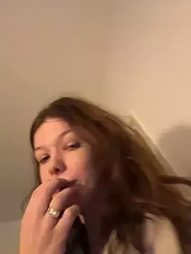 Freechat sophiamlf on StripChat