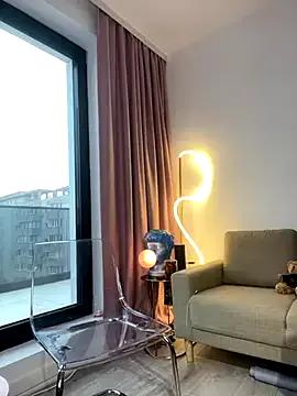 Sophie-Haze from StripChat is Freechat