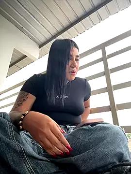 Sophie-Sexyy from StripChat is Freechat