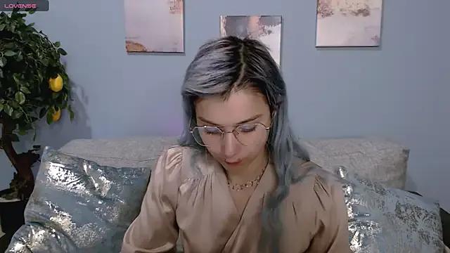 SophieAsh from StripChat is Freechat