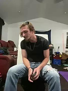 SparingTeller from StripChat is Freechat