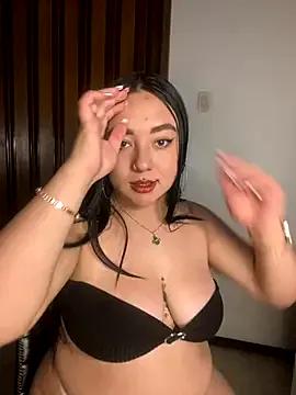 Ssusann_Pink from StripChat is Freechat