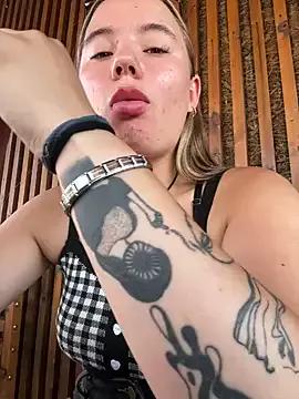 StephanieMur from StripChat is Freechat