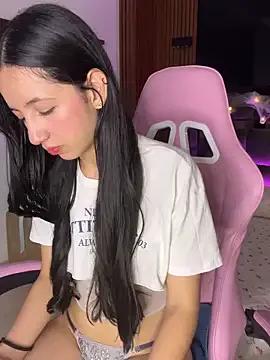 summer_rouge from StripChat is Freechat