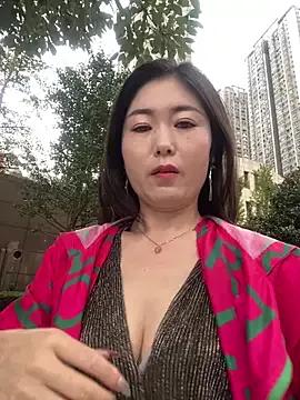 sunny-520 from StripChat is Freechat