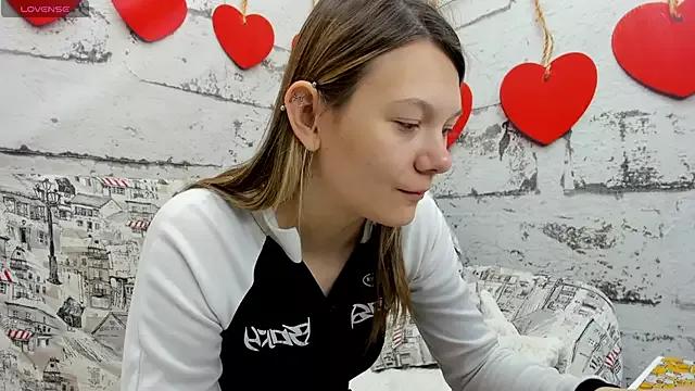 Sunny_Sammy from StripChat is Freechat