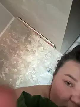 SunnyLeila2101 from StripChat is Freechat