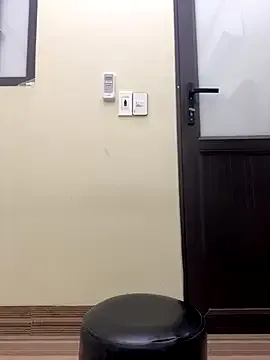 Freechat Sury-babi on StripChat