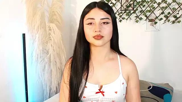 Susana_lee from StripChat is Freechat