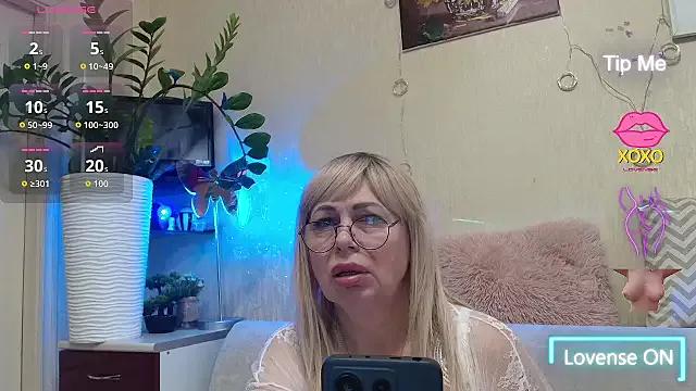 SusieNoreen from StripChat