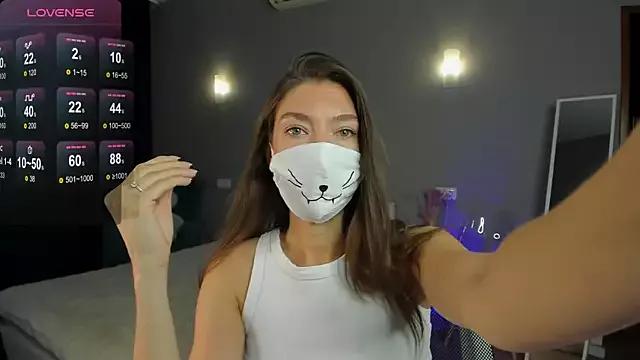 take_me_to_moon from StripChat is Freechat