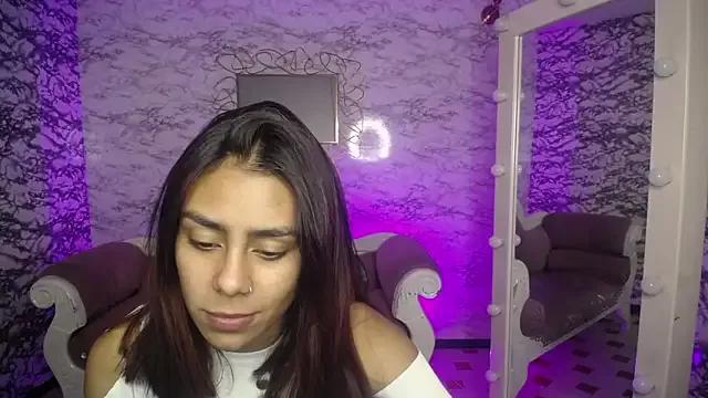 Tamarafox_v_ from StripChat is Freechat