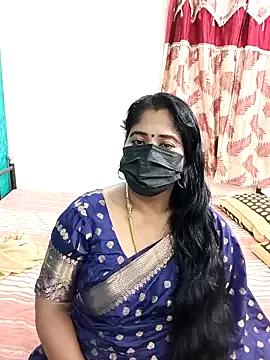 tamil-aunt from StripChat is Freechat