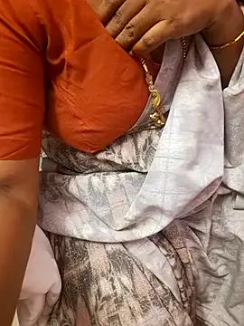 Tamil_Ammani from StripChat is Freechat