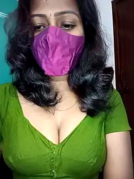 Tamil_kavinila from StripChat is Freechat