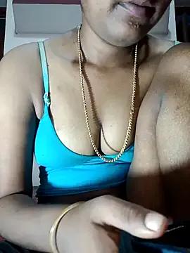 Tamil_Kavitha from StripChat is Freechat