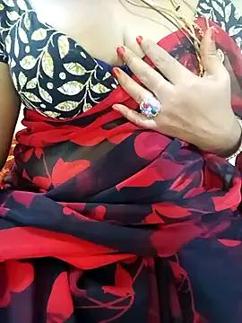 tamiltady from StripChat is Freechat