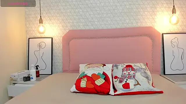 Freechat TAYLORMEYER1 on StripChat