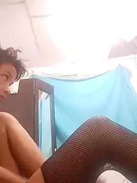 Teressa_Love from StripChat is Freechat
