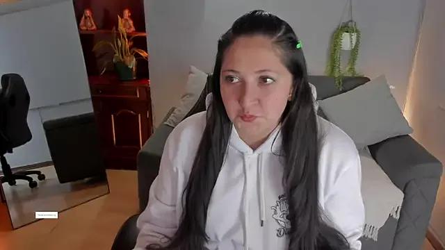 THALIA_WOLF from StripChat is Freechat