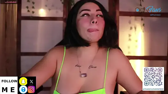 Freechat thanybonny on StripChat