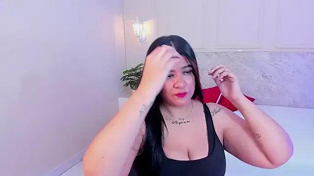 Private TianaGlow26 on StripChat