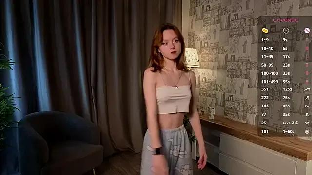 TiannaBorlace from StripChat