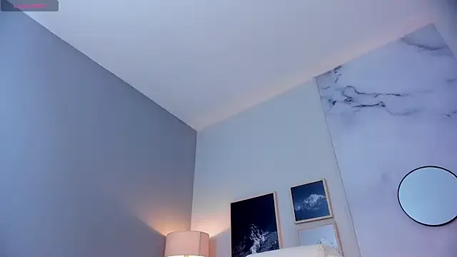 Freechat Tiffany_Low on StripChat