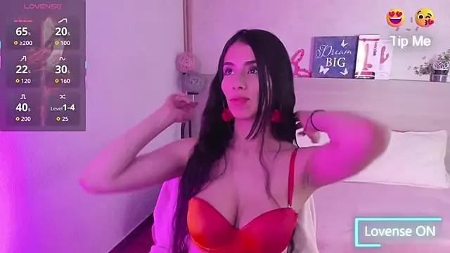 Tinny_floor from StripChat is Freechat