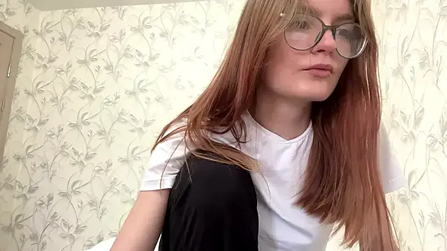 Freechat TishGiardino on StripChat