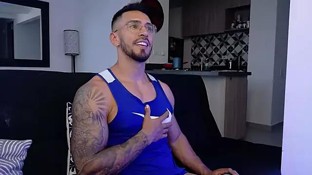 tony_muscle from StripChat is Freechat