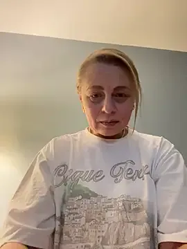 ToriLove777 on StripChat