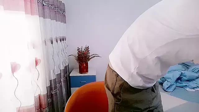 Tsia-Die from StripChat is Freechat