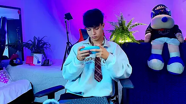 Freechat twink_sebas_ on StripChat