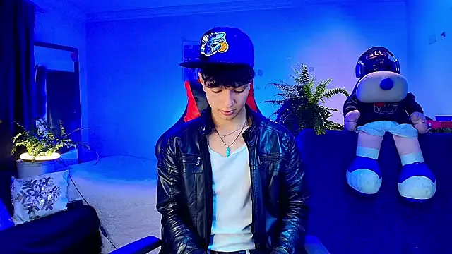 Freechat twink_sebas_ on StripChat