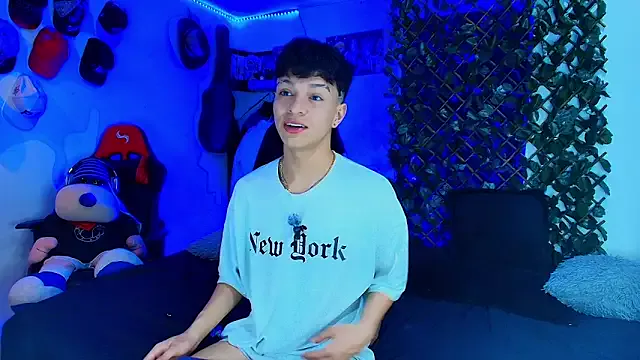 Freechat twink_sebas_ on StripChat