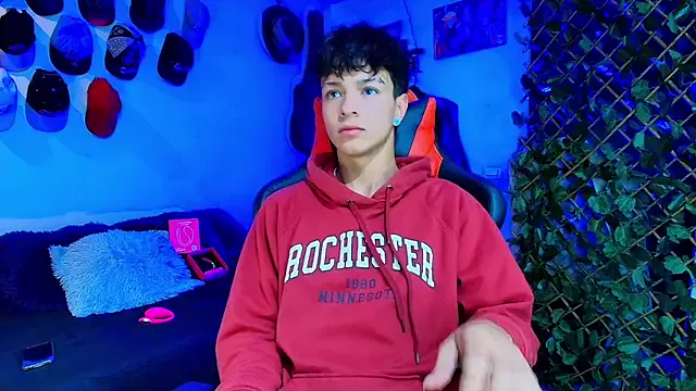 Freechat twink_sebas_ on StripChat