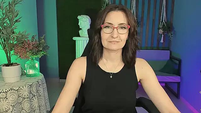 UnaTerra from StripChat is Freechat