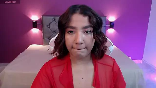 Vaalentina_Sweetty from StripChat is Freechat