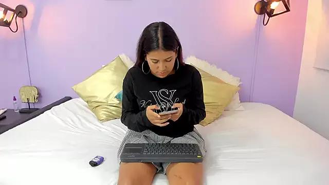 Valeery_Reyes from StripChat is Freechat