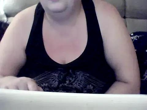 Valendra_ from StripChat is Freechat