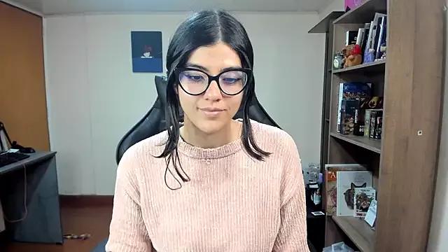 valerie__skyy from StripChat is Freechat