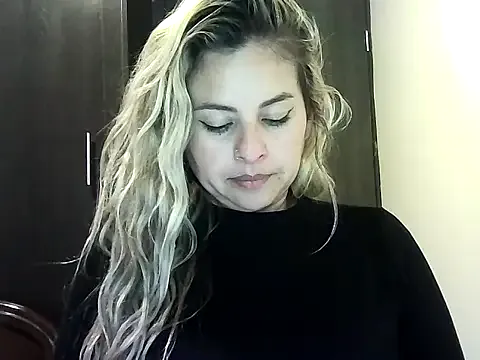 Freechat Valery__Rouse_ on StripChat