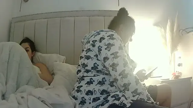 Freechat vanilla_chocolate23 on StripChat