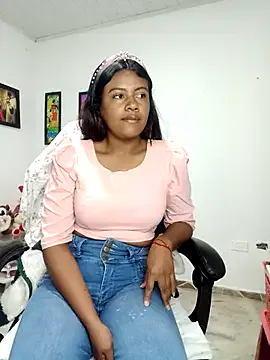 vannesitha25 on StripChat 