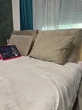 Velvetnoir21 from StripChat is Freechat