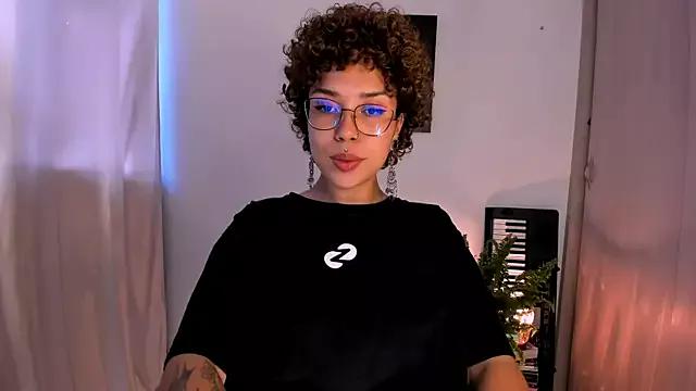 venus_azul from StripChat is Freechat