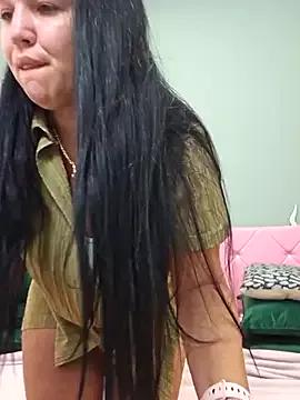 VickyDivinee from StripChat is Freechat